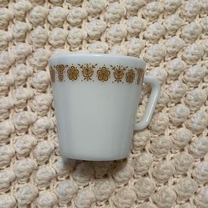 Vintage 70s Pyrex milk glass Butterfly Gold pattern coffee/tea mug